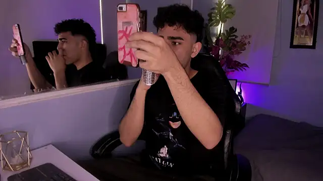 LucasCarterr  online show from September 10, 2025, 4:17 pm