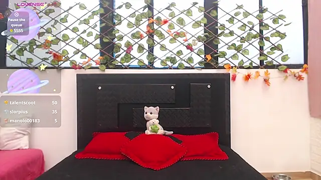 madison  rey online show from March 13, 2025, 5:07 pm