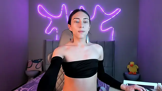 madison  rey online show from November 29, 2025, 12:38 pm