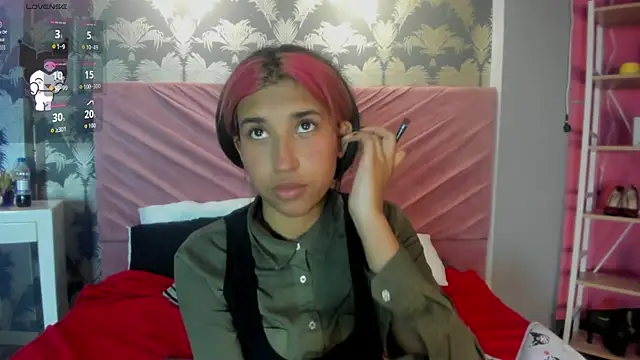 Snapshot of Karin_Ks chatting on January 7, 2026, 3:22 am Karin Ks online show from January 7, 2026, 3:22 am