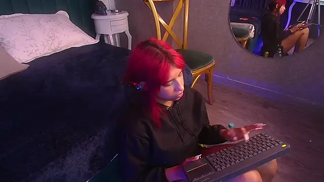 Karin Ks online show from March 20, 2025, 9:48 am