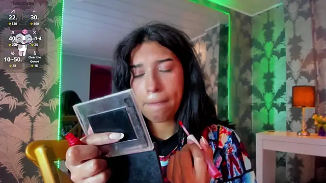 Snapshot of Karin_Ks chatting on February 4, 2026, 3:23 am Karin Ks online show from February 4, 2026, 3:23 am