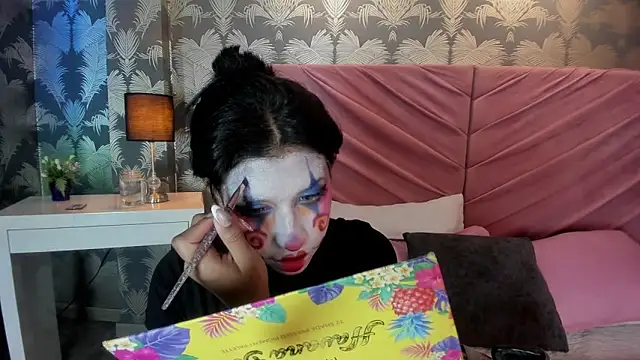 Karin Ks online show from March 4, 2026, 3:14 am