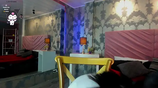 Snapshot of Karin_Ks chatting on January 6, 2026, 3:10 am Karin Ks online show from January 6, 2026, 3:10 am