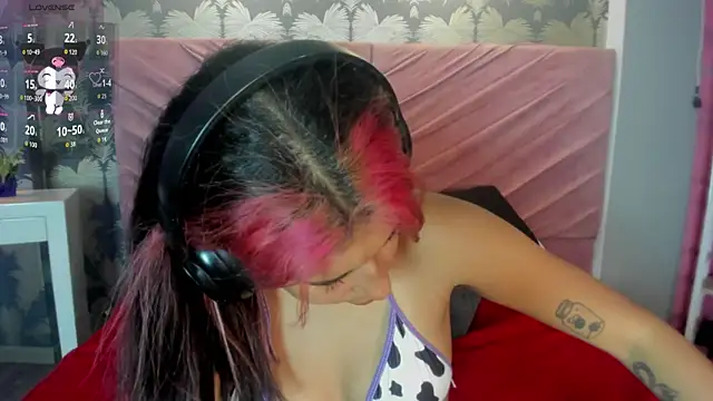 Snapshot of Karin_Ks chatting on January 8, 2026, 3:12 am Karin Ks online show from January 8, 2026, 3:12 am