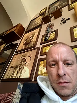 Snapshot of svenpfeifer chatting on March 19, 2025, 7:29 am svenpfeifer online show from March 19, 2025, 7:29 am