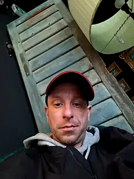 Snapshot of svenpfeifer chatting on March 12, 2025, 9:44 am svenpfeifer online show from March 12, 2025, 9:44 am