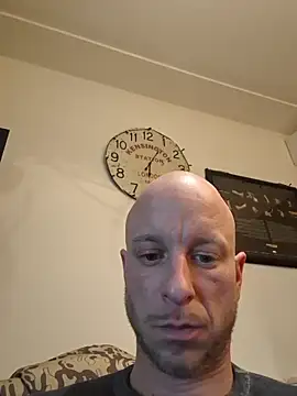 Snapshot of svenpfeifer chatting on February 1, 2026, 5:00 pm svenpfeifer online show from February 1, 2026, 5:00 pm