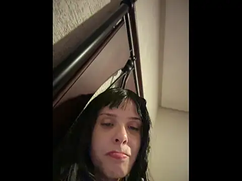 LoganPeny online show from January 7, 2026, 10:48 pm