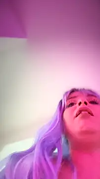 LoganPeny online show from November 3, 2025, 9:57 am