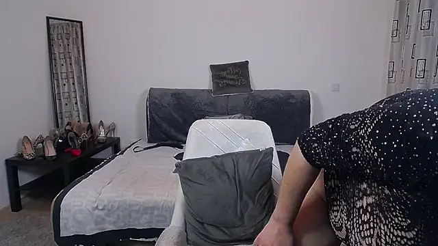 SharronAlexa online show from March 18, 2026, 8:06 am