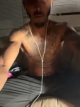 Foxdaguy online show from December 2, 2025, 6:48 am