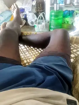 PolarFriend0 online show from April 15, 2026, 7:47 am