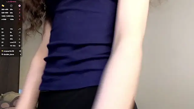 Snapshot of glamourr chatting on May 17, 2026, 11:10 am glamourr online show from May 17, 2026, 11:10 am
