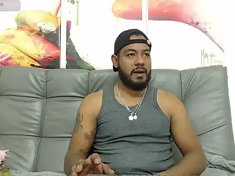 BladeFoxxx1 online show from October 23, 2025, 5:39 am