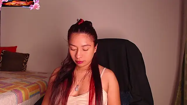 Snapshot of yes0225 chatting on October 13, 2025, 3:24 pm yes0225 online show from October 13, 2025, 3:24 pm