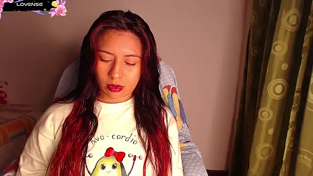 Snapshot of yes0225 chatting on September 17, 2025, 2:41 pm yes0225 online show from September 17, 2025, 2:41 pm