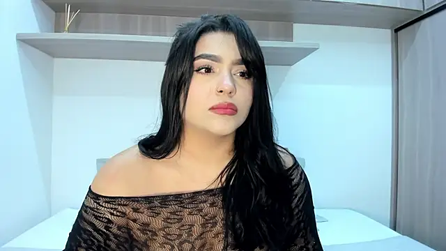 eva sainnt online show from April 23, 2026, 11:17 pm