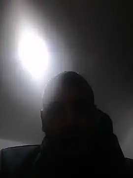 yourflowerpink online show from December 2, 2025, 6:48 am