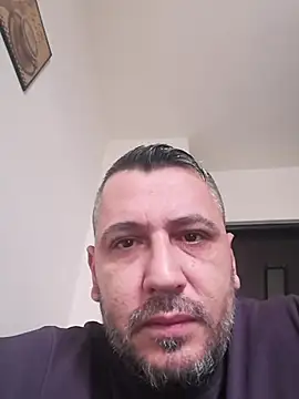 yourflowerpink online show from November 26, 2025, 8:03 am