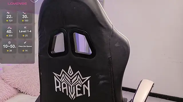 natasha  black online show from March 1, 2026, 7:36 pm