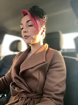 MeganFoxiy online show from March 6, 2026, 5:57 am