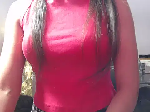 TheMostBeautifullGirl- online show from February 10, 2026, 5:56 pm