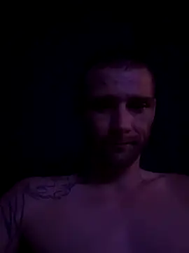 Stillhard8925 online show from September 27, 2025, 10:43 am