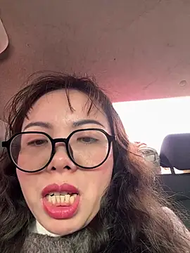 aa520uv online show from January 19, 2026, 3:32 am