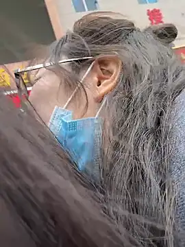 aa520uv online show from March 2, 2026, 7:48 am