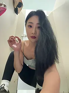 linger-23 online show from May 16, 2026, 10:47 am