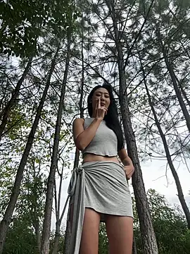 linger-23 online show from September 10, 2025, 7:18 am