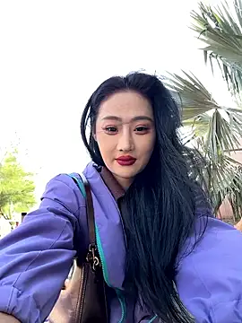 linger-23 online show from January 10, 2026, 6:31 am