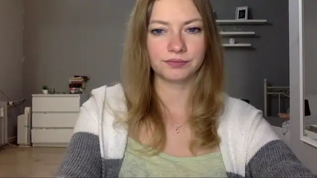 MillieShow online show from November 3, 2025, 10:46 pm