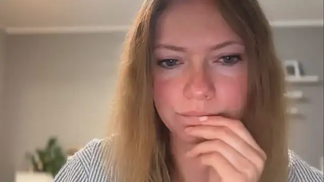 MillieShow online show from July 28, 2026, 9:03 pm