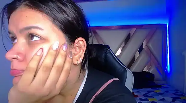 kriss sweetboobs10 online show from March 22, 2025, 12:25 pm