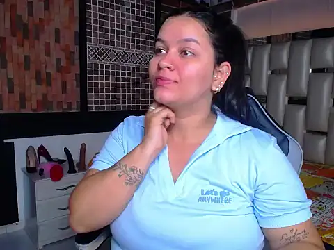 kriss sweetboobs10 online show from September 19, 2025, 12:42 pm