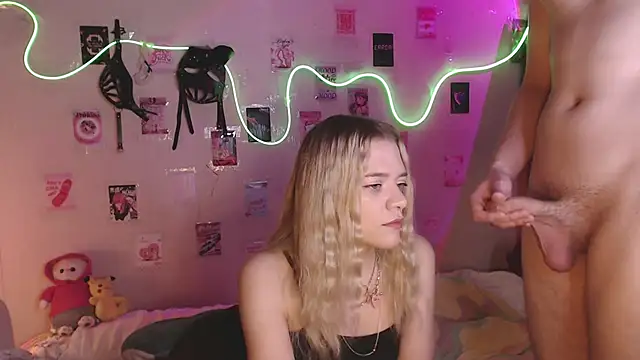 Your Horny Friends online show from October 30, 2025, 11:41 am