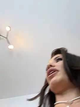 CelineReys online show from October 3, 2025, 3:35 pm