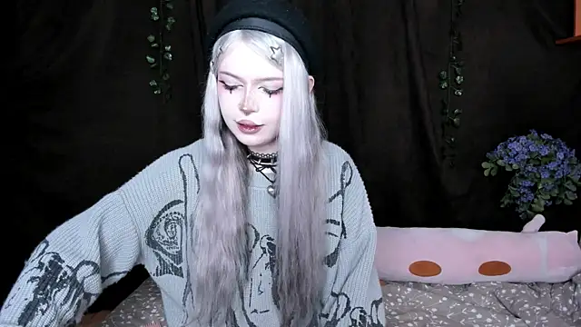 amelia mays xx online show from December 2, 2025, 12:18 pm