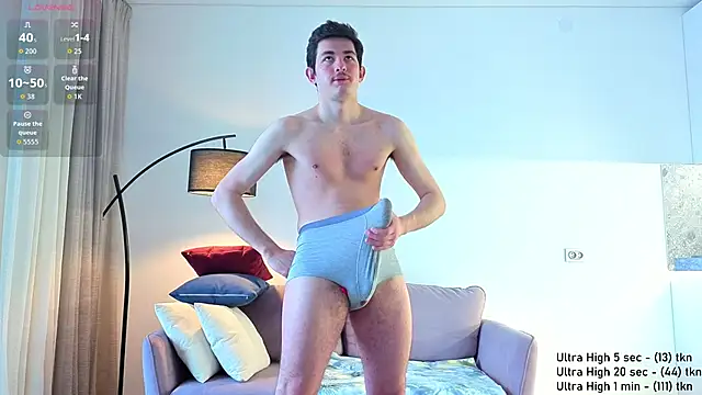 Snapshot of Danny__Magic chatting on February 28, 2026, 7:52 am Danny Magic online show from February 28, 2026, 7:52 am