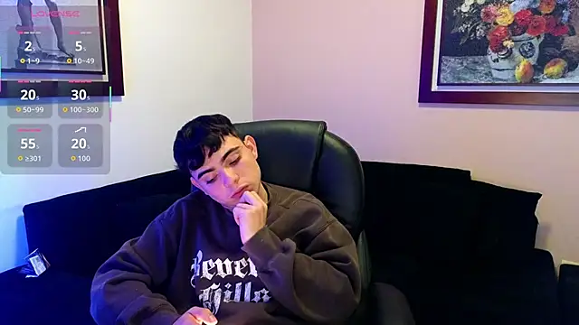 Snapshot of lukeboyce33 chatting on October 28, 2025, 2:01 am lukeboyce33 online show from October 28, 2025, 2:01 am