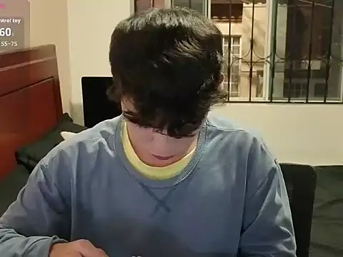 Snapshot of lukeboyce33 chatting on February 18, 2026, 12:41 am lukeboyce33 online show from February 18, 2026, 12:41 am