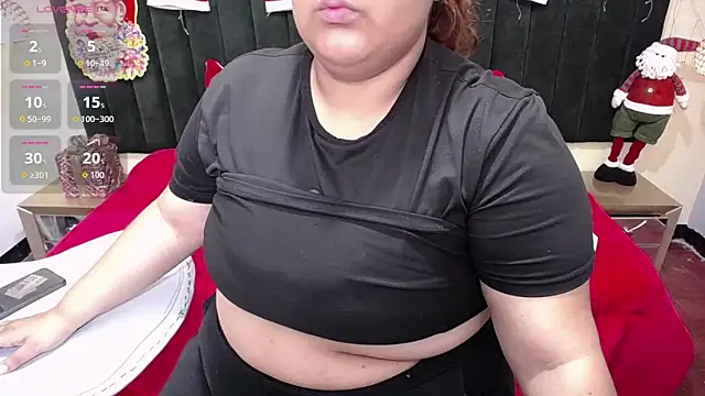 Snapshot of ailyn_maury chatting on December 20, 2025, 1:19 am ailyn maury online show from December 20, 2025, 1:19 am