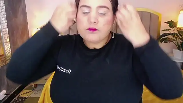 ailyn maury online show from October 21, 2025, 1:32 pm