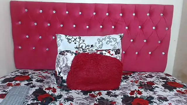 LUNAx02 online show from March 21, 2025, 12:51 am