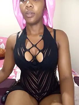 Hotytoty26 online show from February 6, 2026, 7:10 pm