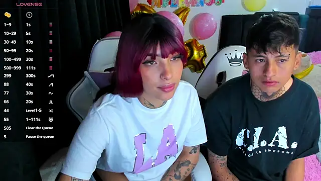 Snapshot of Alex_Sabrina chatting on March 18, 2025, 9:45 am Alex Sabrina online show from March 18, 2025, 9:45 am