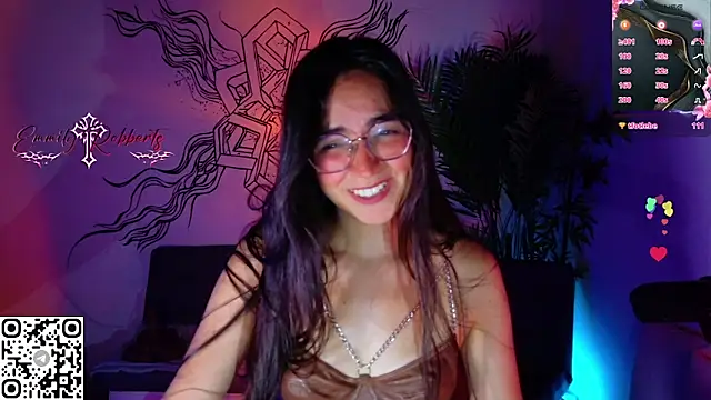 Emmi Roberts online show from May 15, 2026, 11:03 pm