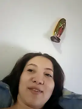 Snapshot of lola3baby chatting on March 21, 2025, 10:39 pm lola3baby online show from March 21, 2025, 10:39 pm